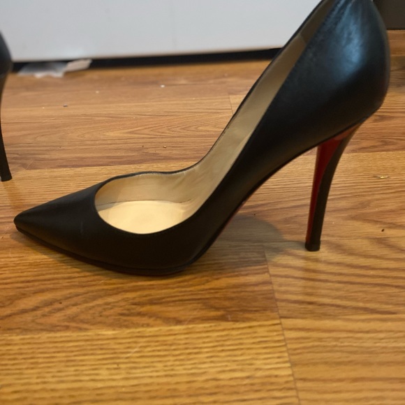 Black apostrophy pump 100 with box and dust bag. 37.5 or 7.5 in US sizes - Picture 4 of 6